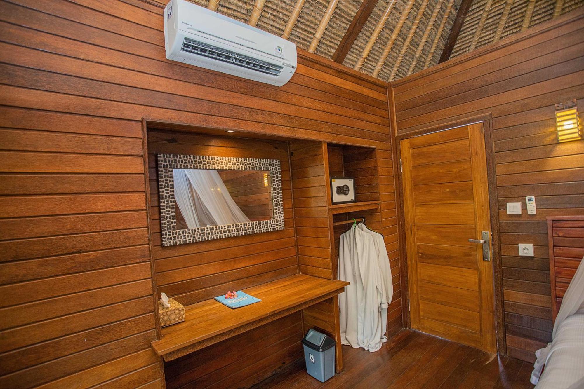 מלון Lembongan Mantra Huts מראה חיצוני תמונה